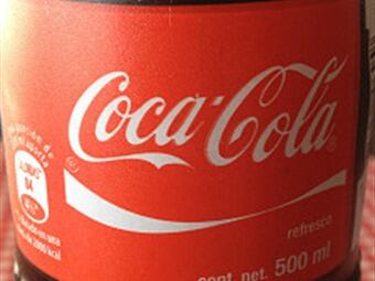 La compañía que importa el refresco a EE.UU. incrementó sus ventas un 17% el pasado año. Foto: BBC Mundo