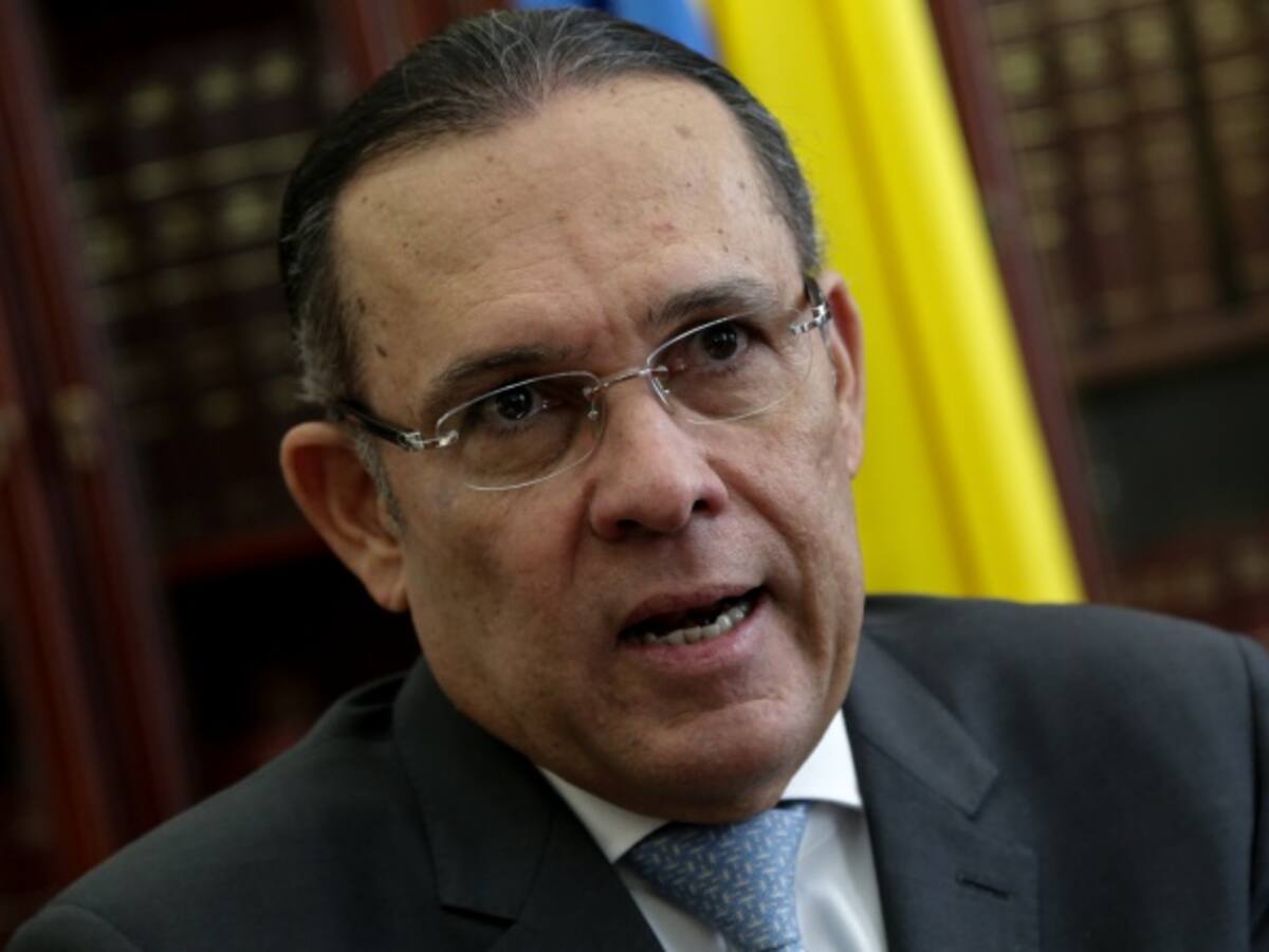 No queremos volver al sistema de salud eminentemente público: Efraín Cepeda