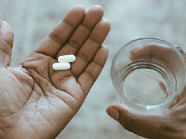 La W conoció en primicia los nombres de las EPS que en este momento están pagando millonarios tratamientos de salud sin tener la evidencia científica de que los pacientes los necesitan. Foto: Getty Images