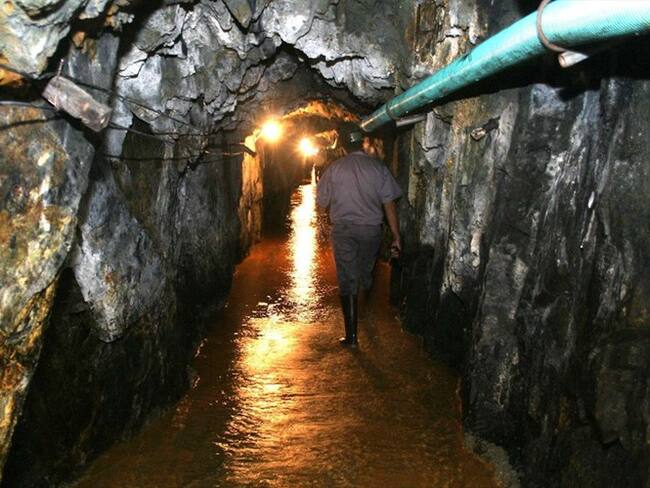 Por la pandemia, la multinacional suspendió sus contratos desde abril del año pasado y no les han pagado sus salarios. . Foto: Colprensa