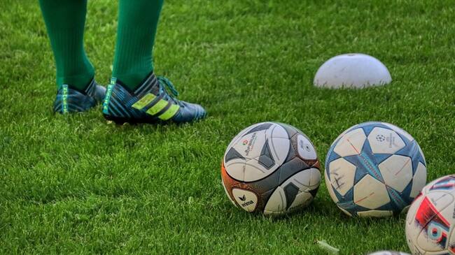 Estos son los protocolos para el regreso del fútbol profesional. Foto: Pixabay