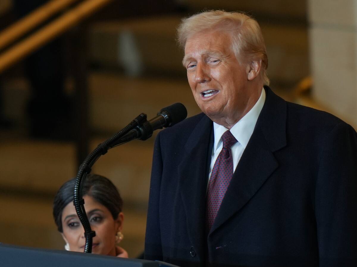 Trump invocará ley de enemigos extranjeros y declarará una emergencia en la frontera sur del país