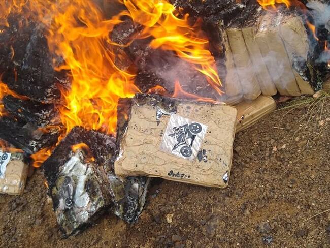 La sustancia incautada fue incinerada por parte de la Guardia Indígena. Foto: Cric