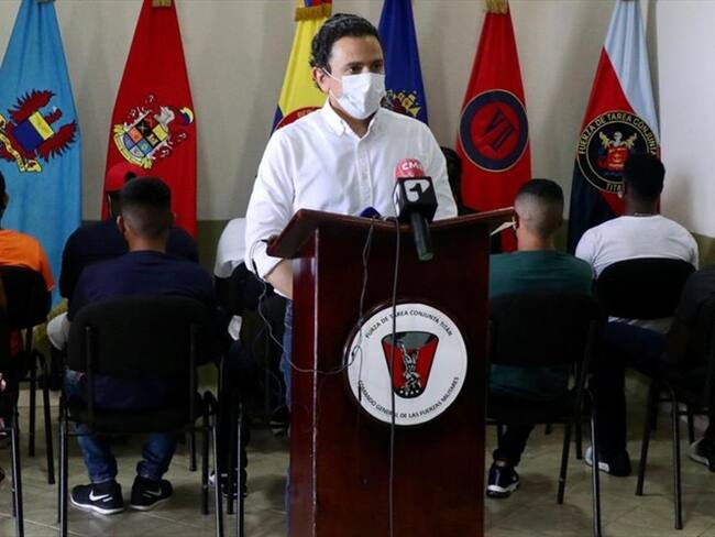 Desmovilización de diez miembros de grupos armados organizados. Foto: Oficina del Alto Comisionado para La Paz