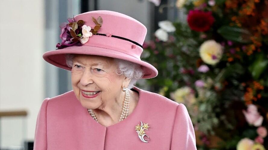 La monarca de 95 años realizó unas audiencias virtuales con los nuevos embajadores del Reino Unido.. Foto: Chris Jackson/Getty Images