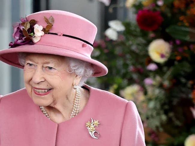 La monarca de 95 años realizó unas audiencias virtuales con los nuevos embajadores del Reino Unido.. Foto: Chris Jackson/Getty Images