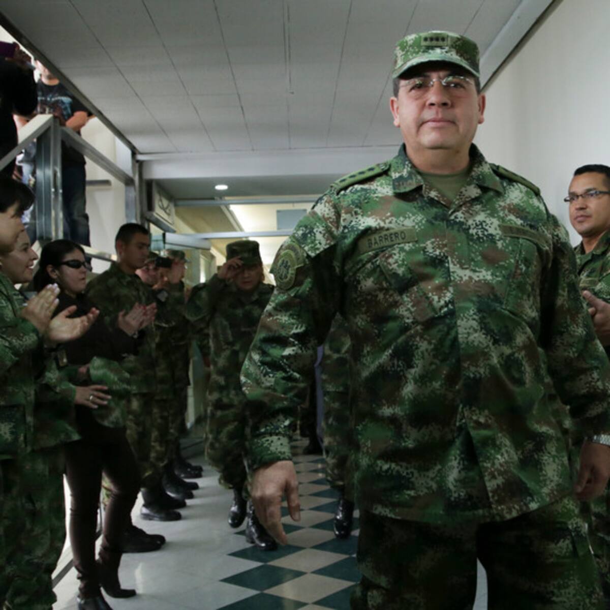 JEP cita a declarar al general Leonardo Barrero Gordillo por paramilitarismo