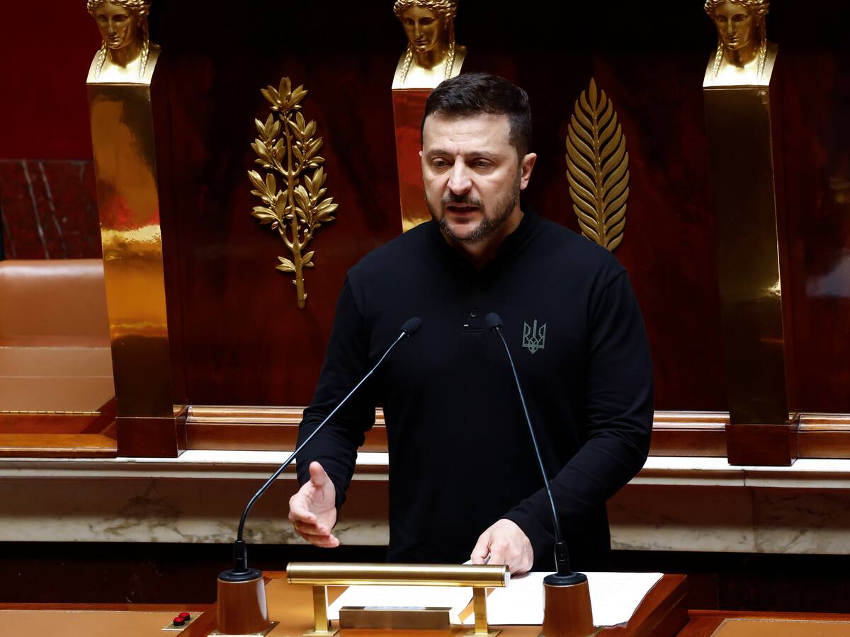 Zelenski pide a aliados de Ucrania más apoyo para proteger a su país de los ataques rusos