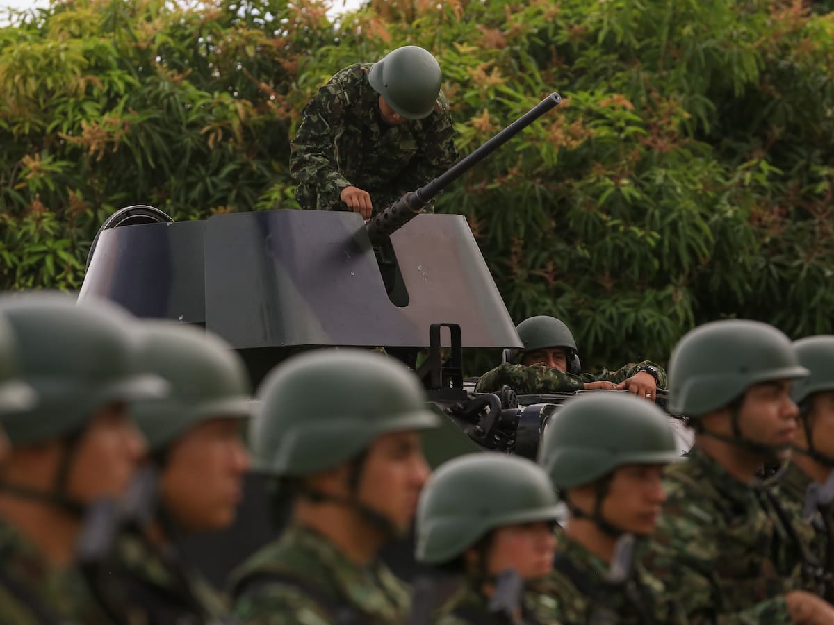 “Nos quedamos viendo un chispero”: militares siguen sin recibir medalla prometida