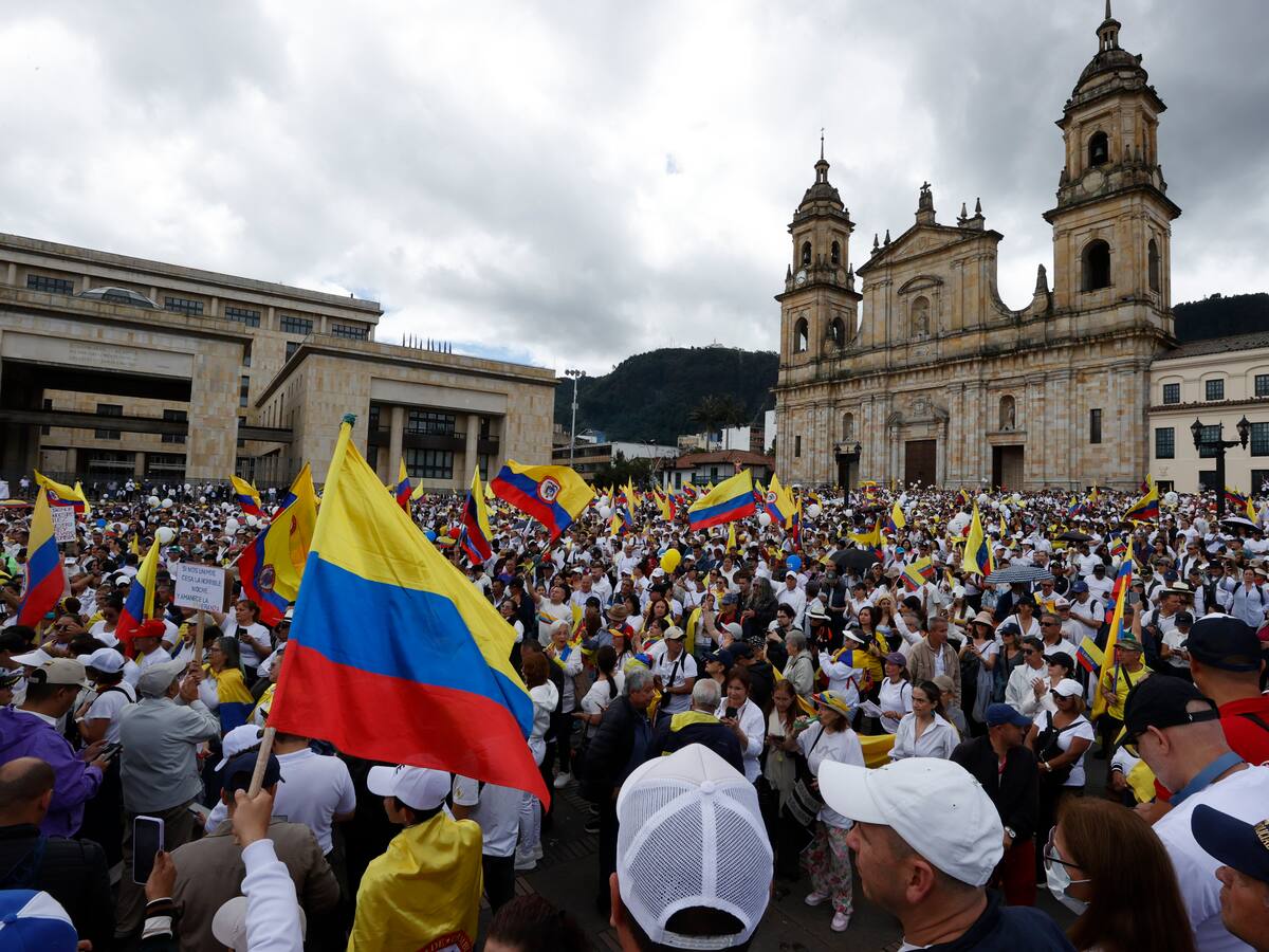Más de 70.000 personas salieron a la Marcha del Silencio en Bogotá