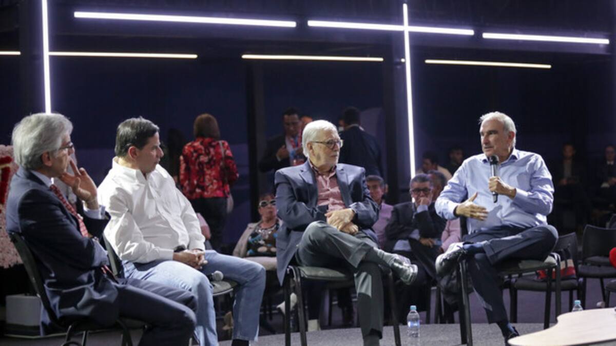 ¿Colombia Federal? Solicitan al registrador tarjetón en elecciones de octubre