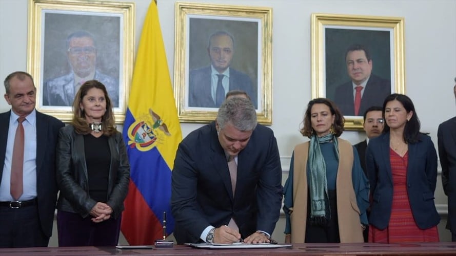Con el Plan de Desarrollo, Duque se compromete a sacar a 3.4 millones de colombianos de la pobreza. Foto: Vicepresidencia