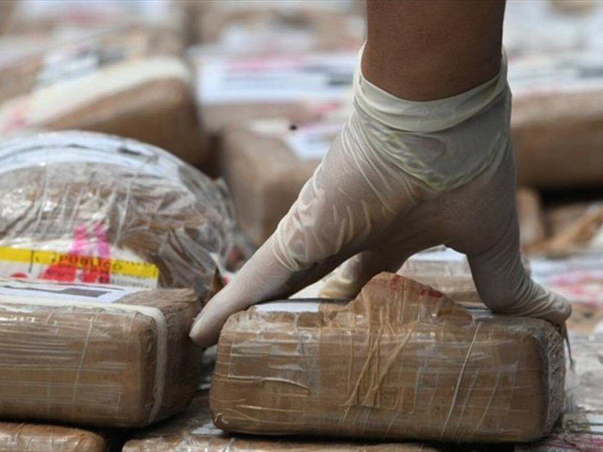 Armada logra la incautación de más de cuatro toneladas de cocaína en el Caribe