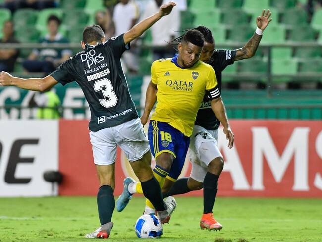 Deportivo Cali y Boca Juniors (Photo by Gabriel Aponte/Getty Images)