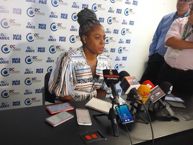 Ministra de Educación, Aurora Vergara. Foto: W Radio