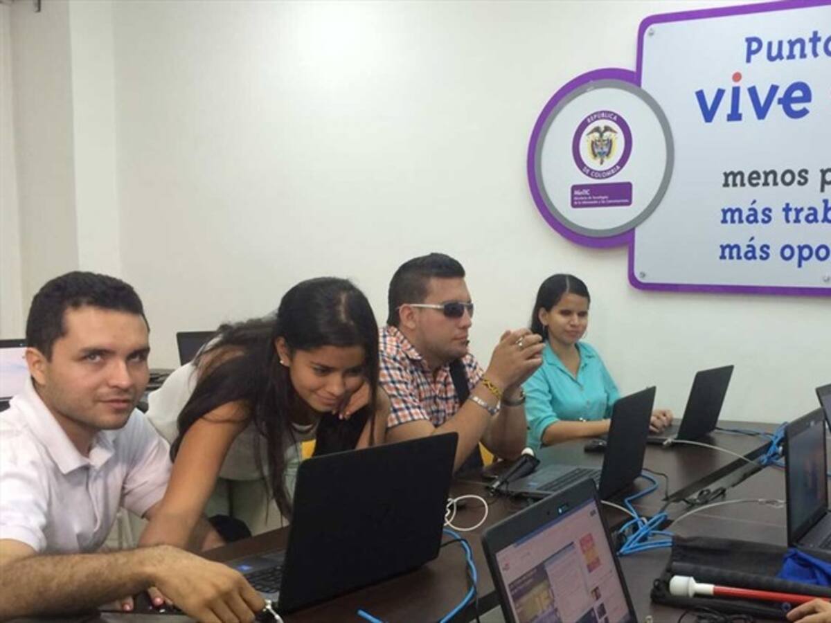 Sin internet 642 puntos Vive Digital ubicados en 450 municipios