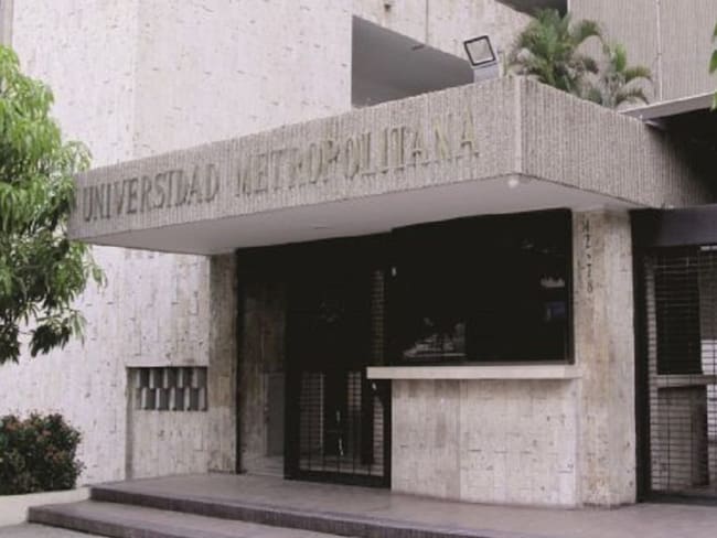 Fachada de la universidad en Barranquilla