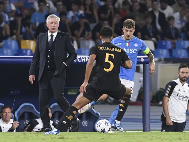 Jude Bellingham vs. Napoli por Champions. Foto: EFE.