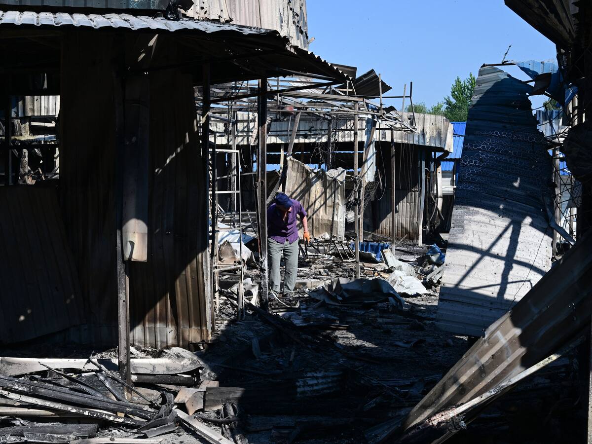 Al menos 5 muertos y 21 heridos en últimos ataques rusos en Donetsk