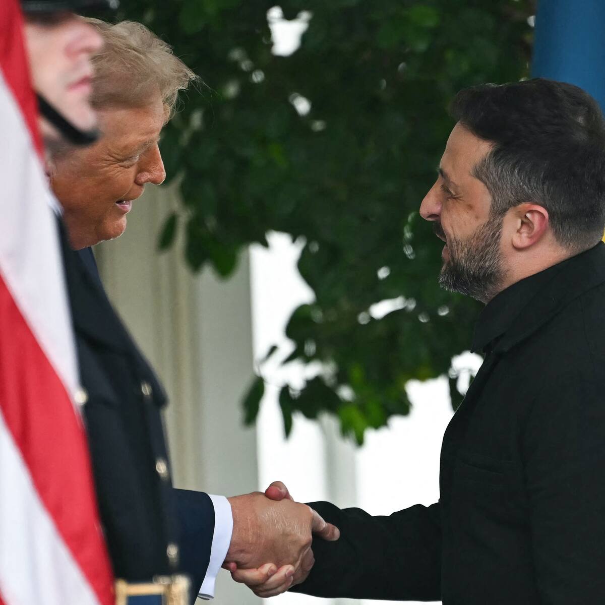 “Él quiere lograr paz duradera en Ucrania”: diplomático por reuniones de Trump con Putin y Zelenski