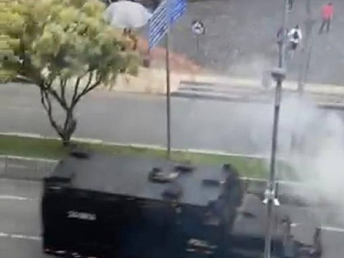Manifestantes generaron disturbios en la zona rosa de Manizales