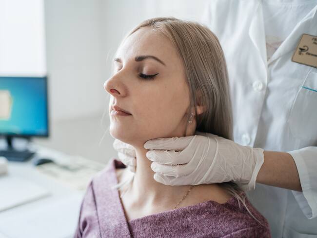 ¿Cuáles son los síntomas de los problemas de la tiroides? Experto explicó