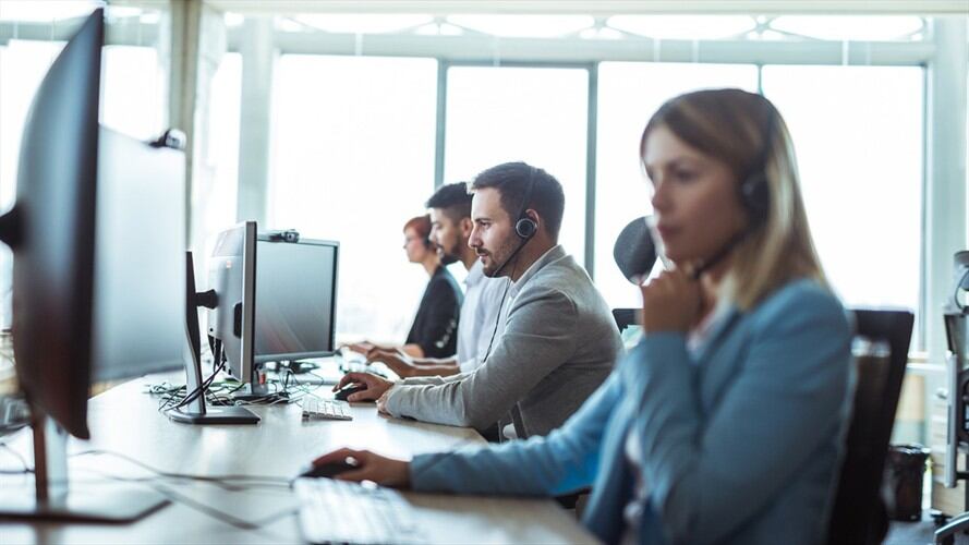 Teleperformance ofrece vacantes de empleo para mujeres en el país. Foto: Getty Images