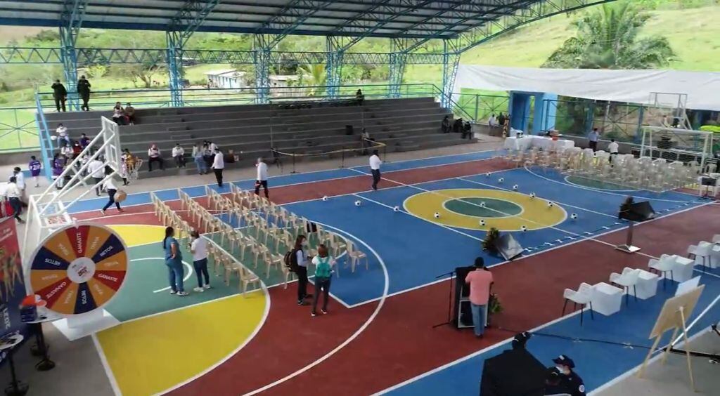 Foto de referencia de la entrega de un proyecto de Sacúdete al Parque en el departamento del Huila. Foto: Colprensa.