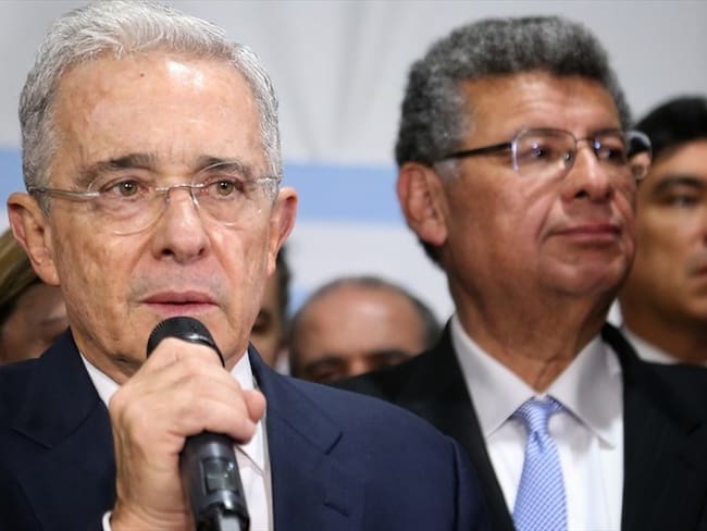 Calidad de imputado de Uribe . Foto: Colprensa