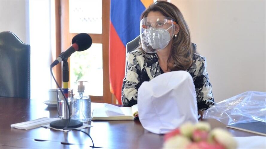 Empresas colombianas producirán caretas para evitar propagación del COVID-19. Foto: vicepresidencia