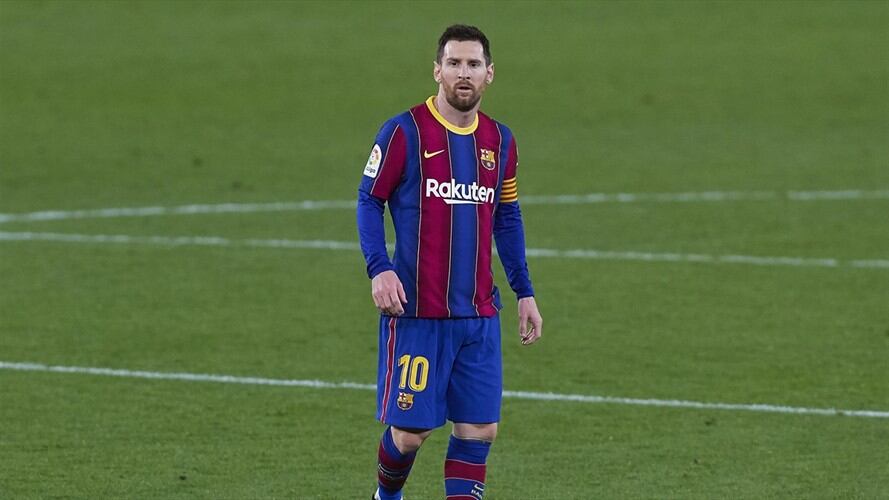 France Football vistió a Lionel Messi con la camiseta del PSG. Foto: Fran Santiago/Getty Images