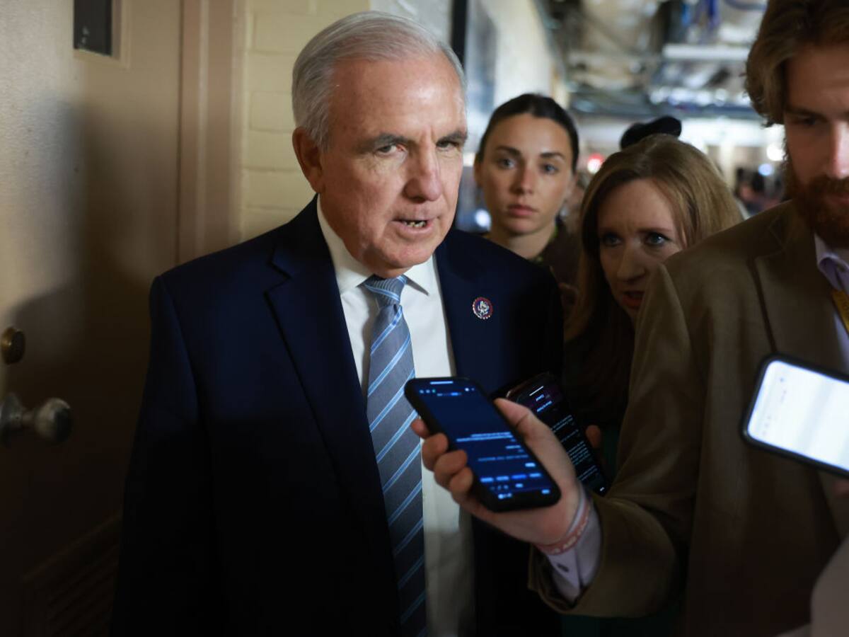 Estoy preocupado por la democracia en Colombia: Carlos Giménez, congresista de EE.UU.