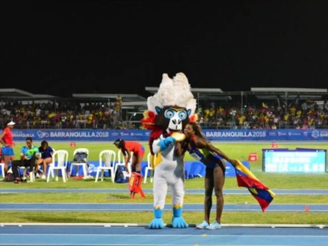 Caterine Ibargüen gana medalla de oro en el salto largo