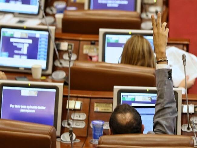 El Gobierno trabaja para consolidar la coalición que le permitió aprobar la Reforma Tributaria. Foto: Colprensa