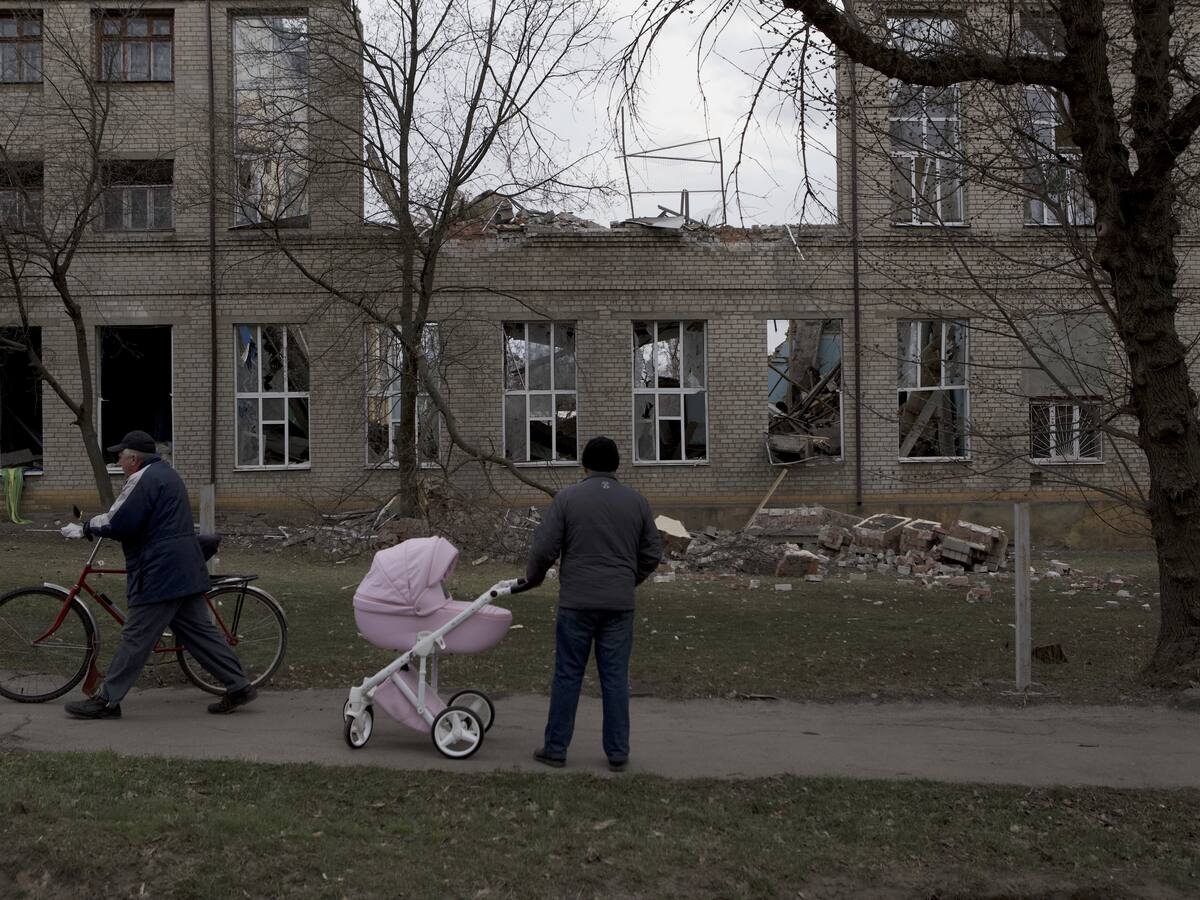 Ucrania: Rusia prepara una ofensiva para controlar Donetsk, Lugansk y Mariúpol