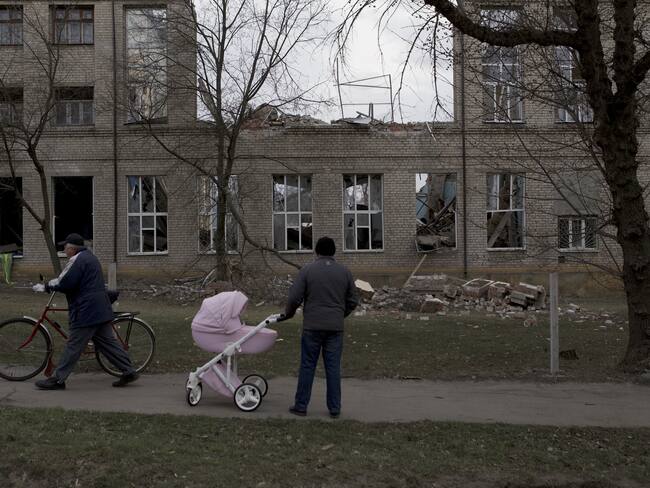 Ucrania: Rusia prepara una ofensiva para controlar Donetsk, Lugansk y Mariúpol