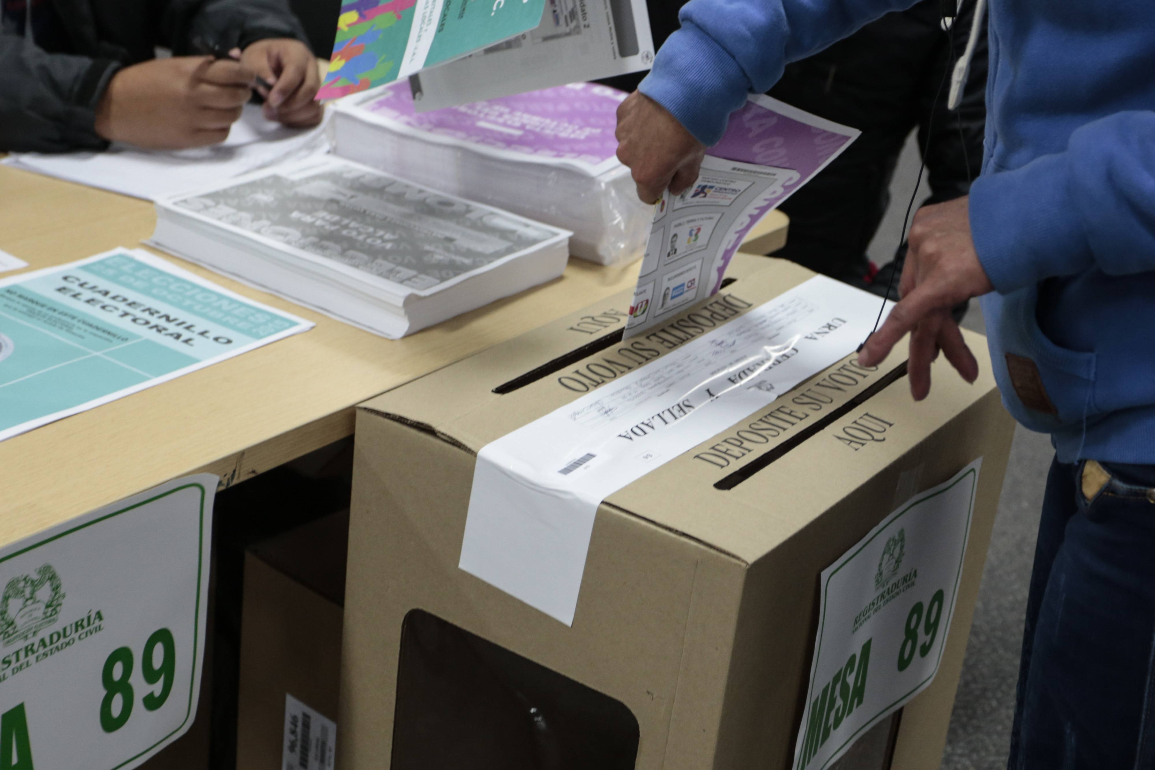 Esta situación ha llevado a que las autoridades municipales soliciten el traslado de mesas de votación. Crédito: Colprensa.