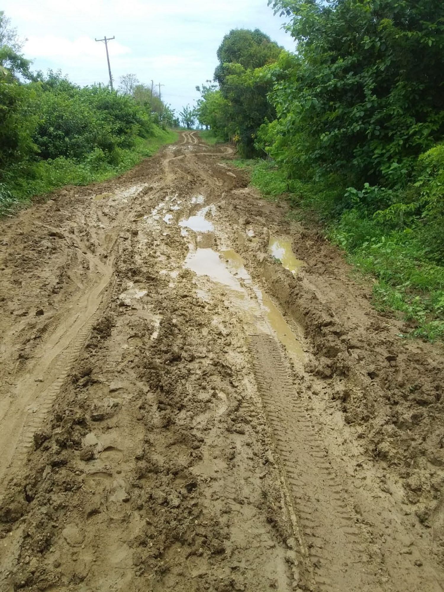 Fuertes lluvias generan emergencias en Ayapel y Moñitos. Foto: cortesía vías Moñitos. 