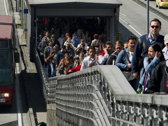 La licitación para las obras de Transmilenio por la Carrera Séptima está suspendida tras las posibles faltas de armonización que investiga la Procuraduría. Foto: Getty Images