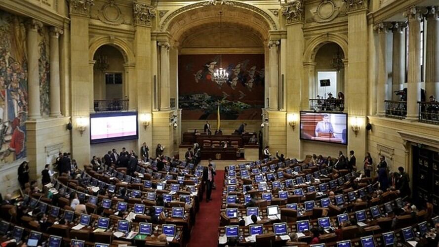 Liberales le piden al Presidente definir si va a retirar la Ley de Financiamiento. Foto: Colprensa