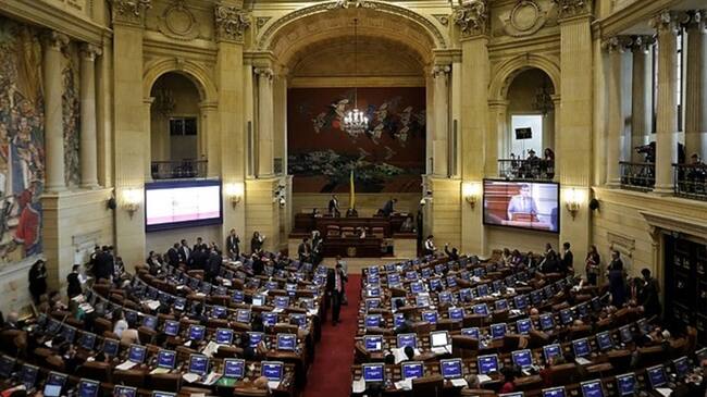 Liberales le piden al Presidente definir si va a retirar la Ley de Financiamiento. Foto: Colprensa