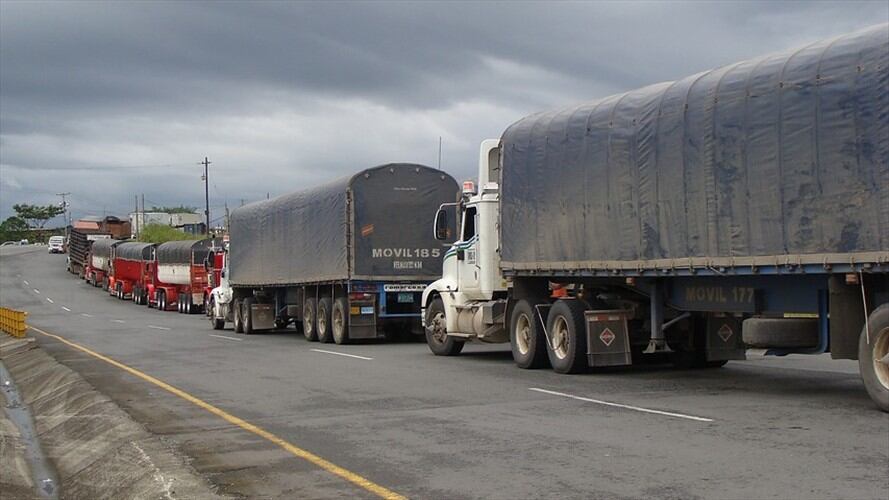 No habrá restricción para vehículos de carga en vías nacionales por desarrollo del Paro. Foto: Colprensa