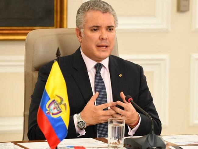 Agregó que estudiarán los protocolos para que los sectores de la construcción y manufacturero puedan empezar su trabajo. Foto: Presidencia de la República