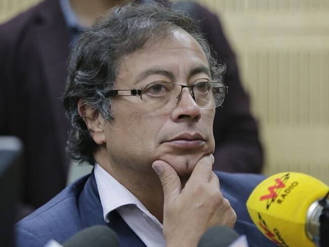 Conversamos con Navarro para iniciar una discusión programática con el Verde: Petro