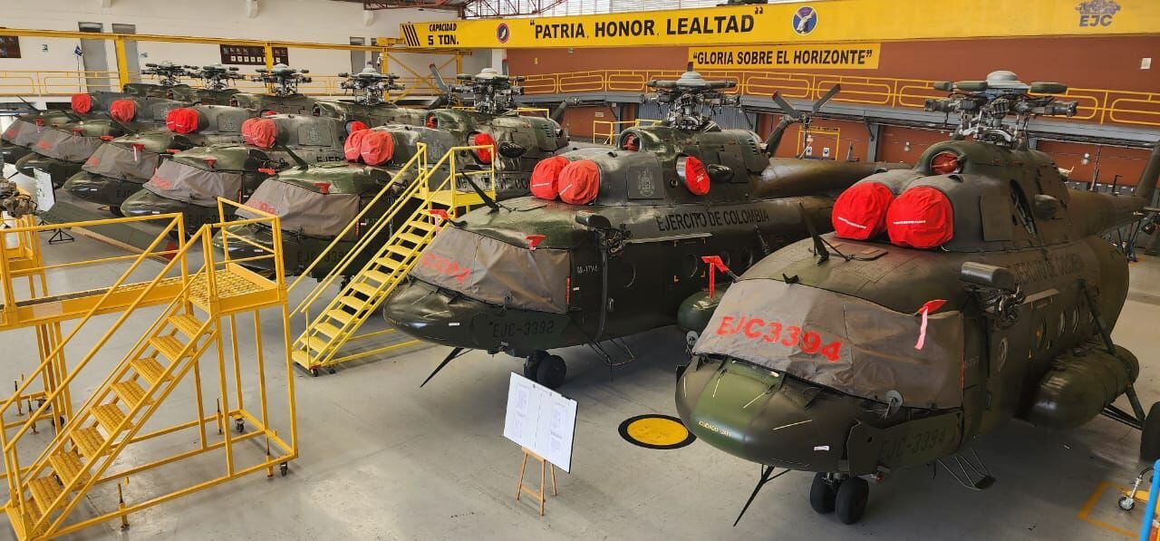 Helicópteros MI del Ejército. Foto: José David Rodríguez / W Radio