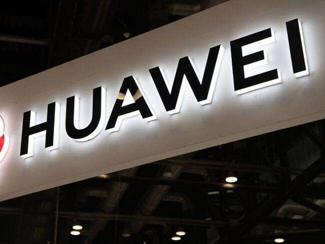 Sena suspendió millonario proceso de licitación que beneficiaría a Huawei