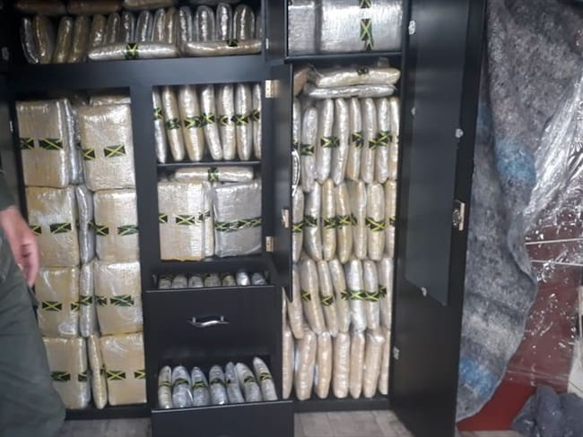 Se encontraron 1.033 kilogramos de marihuana tipo creepy avaluados en más de $1.000 millones de pesos. Foto: Policía Nacional