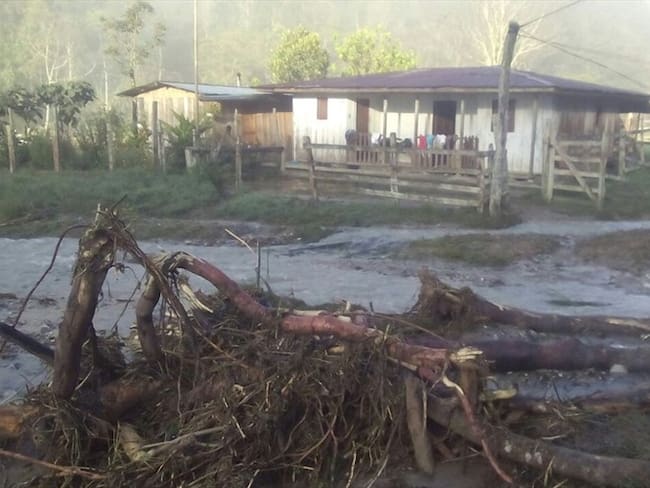 Evacuadas 36 familias por avalancha en Morales, Cauca. Foto: Cortesía Yamir Mosquera
