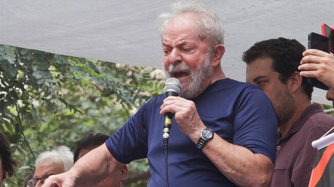 El último mensaje de Lula antes de entregarse a las autoridades. Foto: Agencia Anadolu