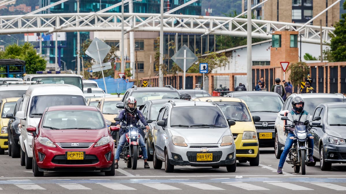Pico y placa del 12 al 16 de febrero: lista de carros que pueden transitar y los que no